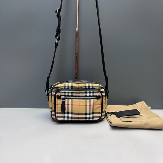 Burberry - Camera Bag - Canvas with leather trim - Beige - (small)