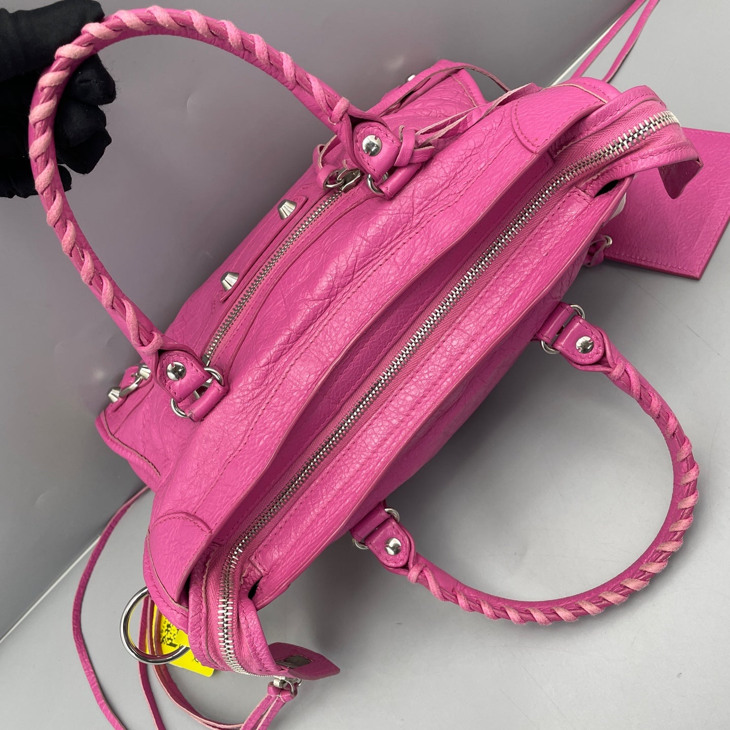 Balenciaga - City Bag - Distressed lambskin leather - Pink - (small)