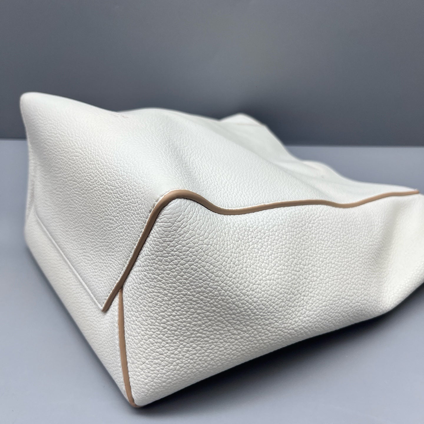 Celine - Bucket Bag - Leather - White - (Small)