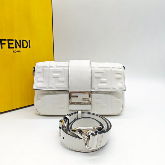 Fendi - Baguette Embossed FF Pattern - Grained leather - White - (Medium)