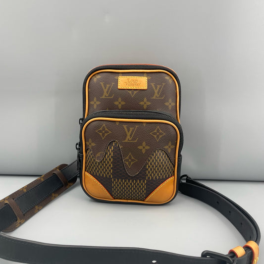 Louis Vuitton - Nigo Camera Bag - Monogram coated canvas and Damier Ebene canvas with leather trim - Brown, Black, and Orange - (small)
