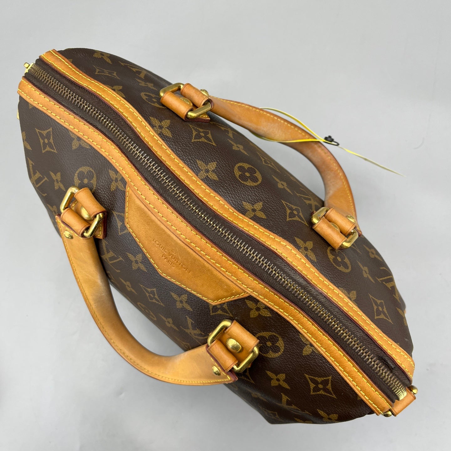Louis Vuitton - Sirius Monogram Canvas - Leather - Brown - (Medium)