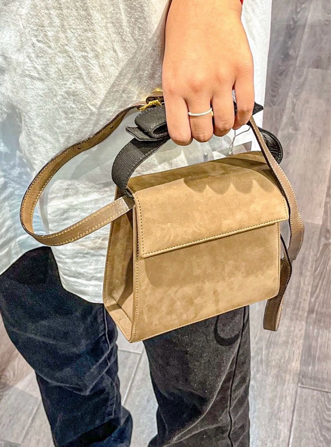 Salvatore Ferragamo - Vara Bow Flap Shoulder Bag - Suede - Brown - (mini)