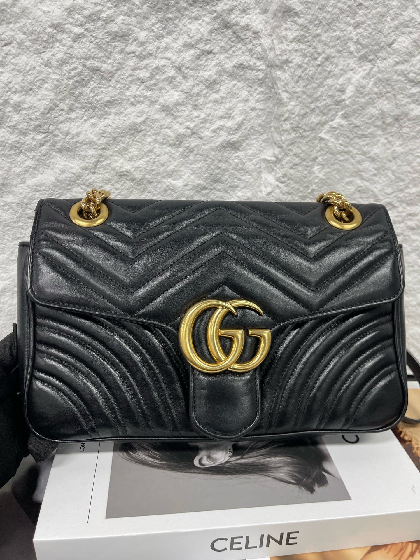 Gucci - Marmont Matelassé Shoulder Bag - Leather - Black - (medium)