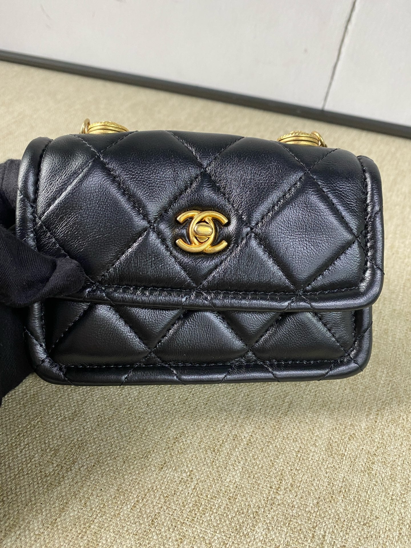 Chanel - Mini Rectangular Flap Bag - Lambskin leather - Black - (mini)