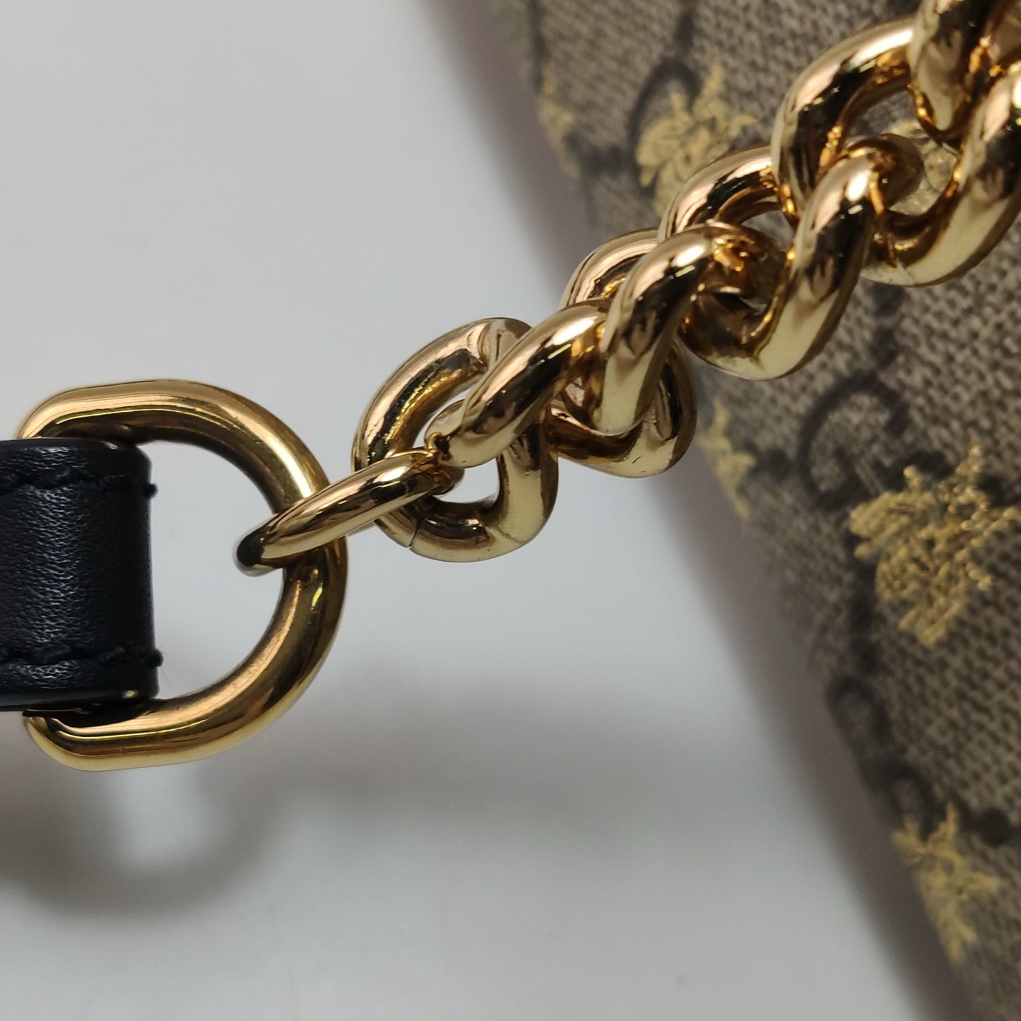 Gucci - Padlock GG Supreme Bee Shoulder Bag - GG Supreme coated canvas with leather trim - Multicolour - (Medium)