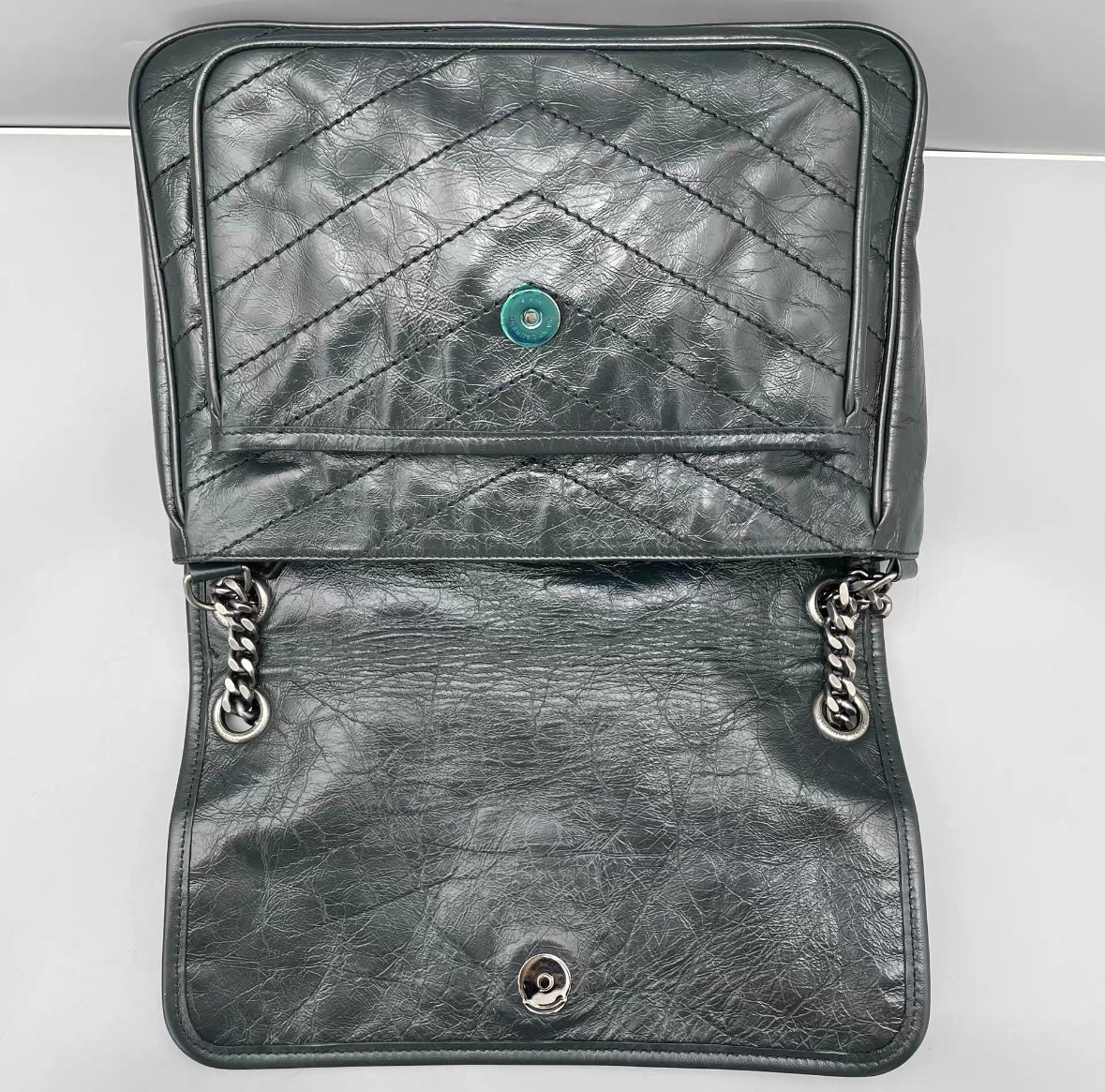 Saint Laurent - Niki Medium - Crinkled calfskin leather - Dark Green - (Medium)