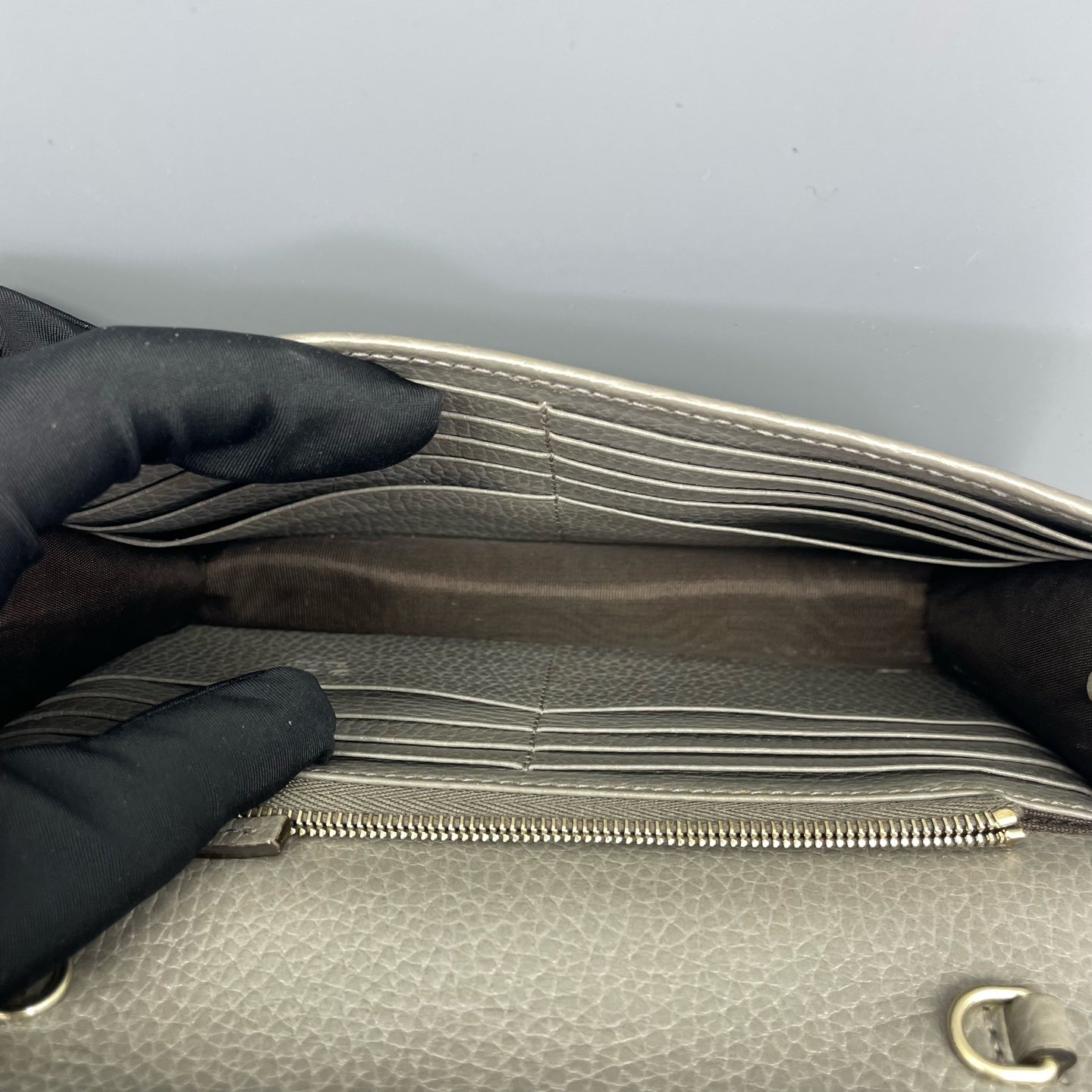 Gucci - Interlocking G WOC - Grained leather - Grey - (small)
