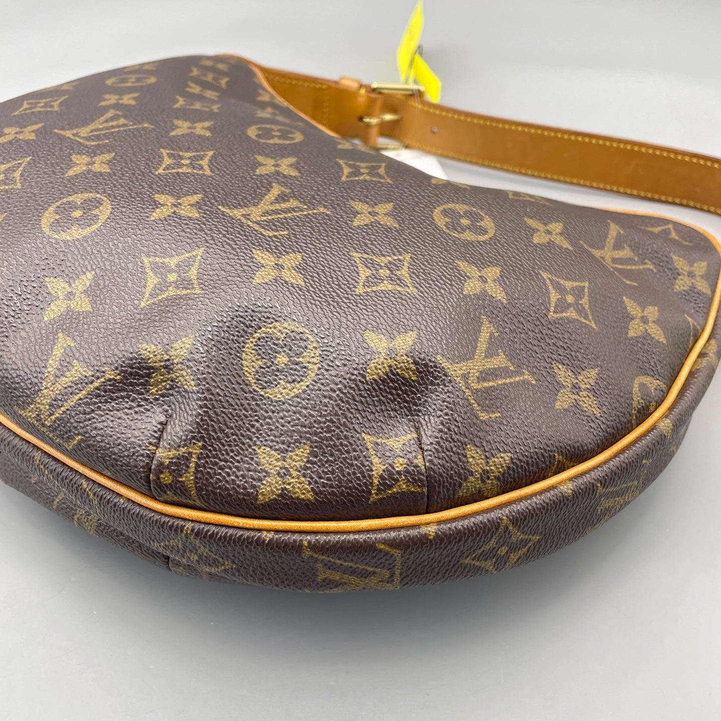 Louis Vuitton - Pochette Croissant - Monogram coated canvas with Vachetta leather trim - Brown - (Small)