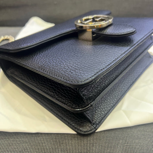 Gucci - Interlocking G Shoulder Bag - Leather - Black - (small)