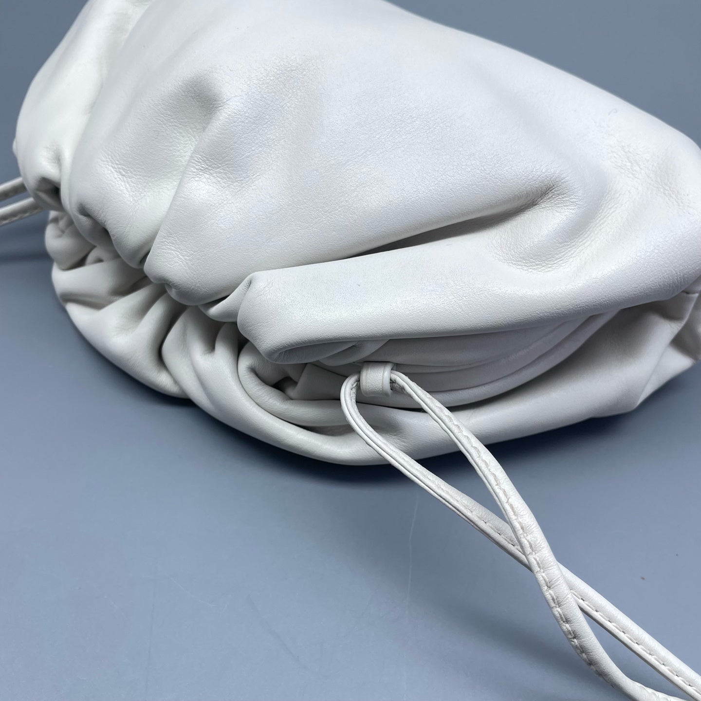 Bottega Veneta - The Mini Pouch - Leather - White - (mini)