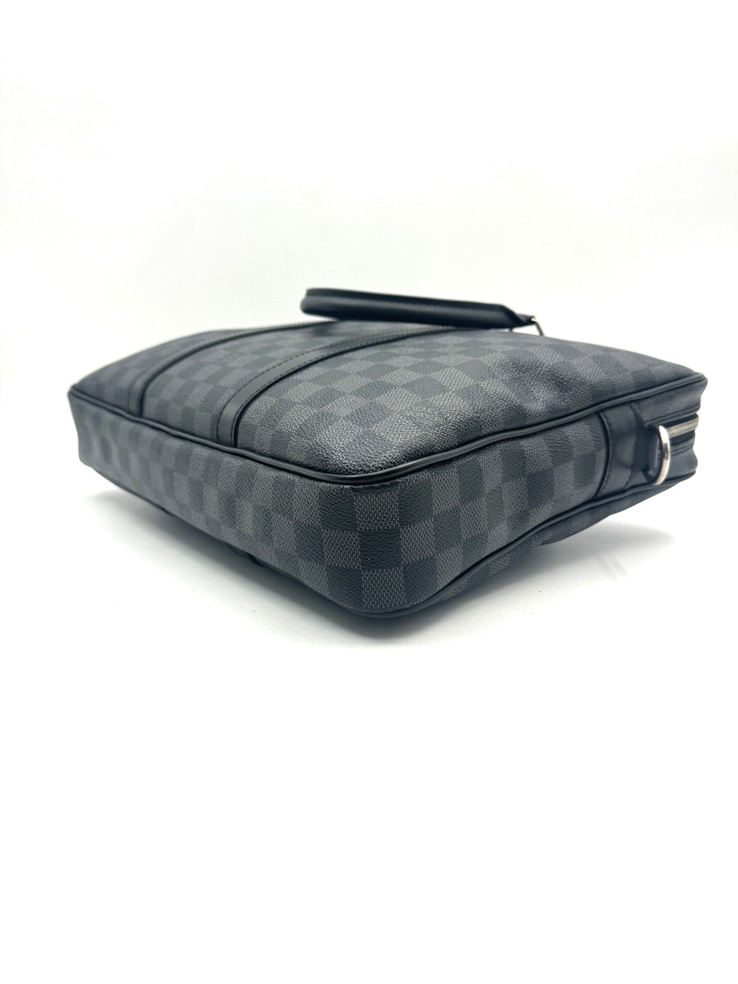 Louis Vuitton - Porte-Documents Voyage - Coated canvas with leather trim - Black - (large)