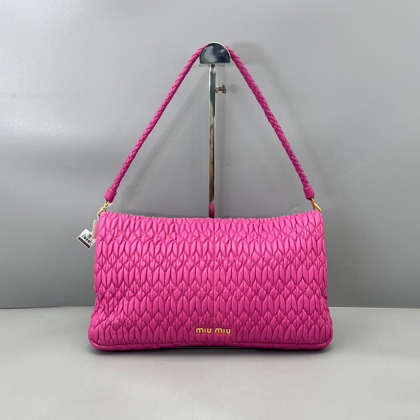 Miu Miu - Matelassé Jewel Chain Shoulder Bag - Leather - Pink - (Medium)