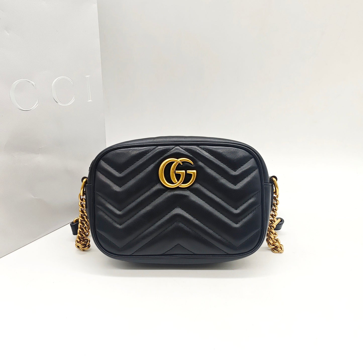 Gucci - Marmont Mini Camera Bag - Matelassé leather - Black - (mini)