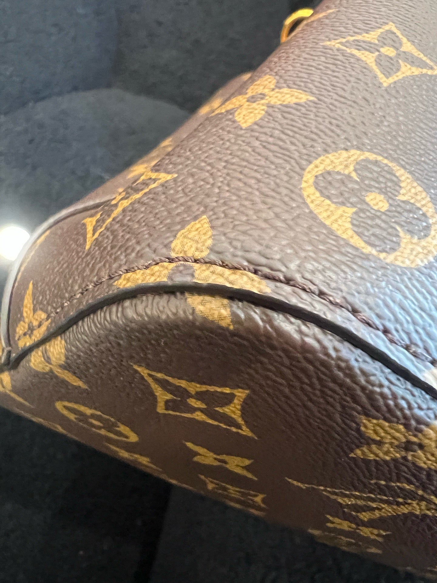 Louis Vuitton - NeoNoe BB - Monogram coated canvas with Vachetta leather trim - Brown - (Mini)