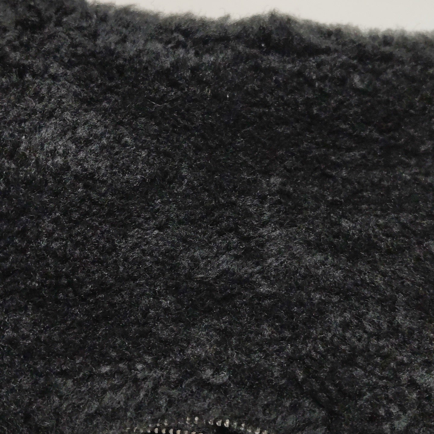 Prada - Re-Edition 2000 Shoulder Bag - Shearling wool - Black - (small)