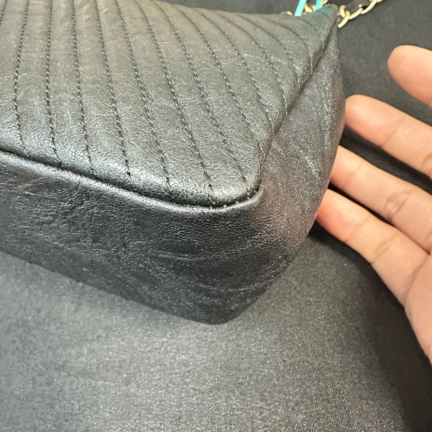Chanel - Seasonal Flap Bag - Leather - Black - (Small)