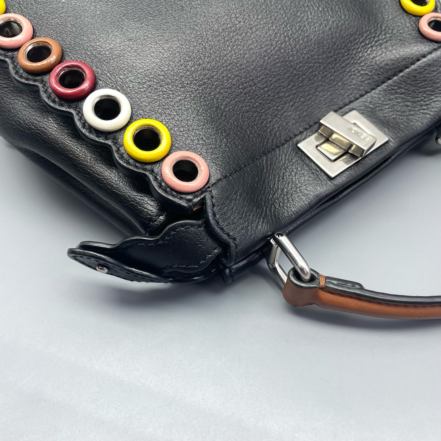 Fendi - Peekaboo Small - Grained leather - Black - (Small)