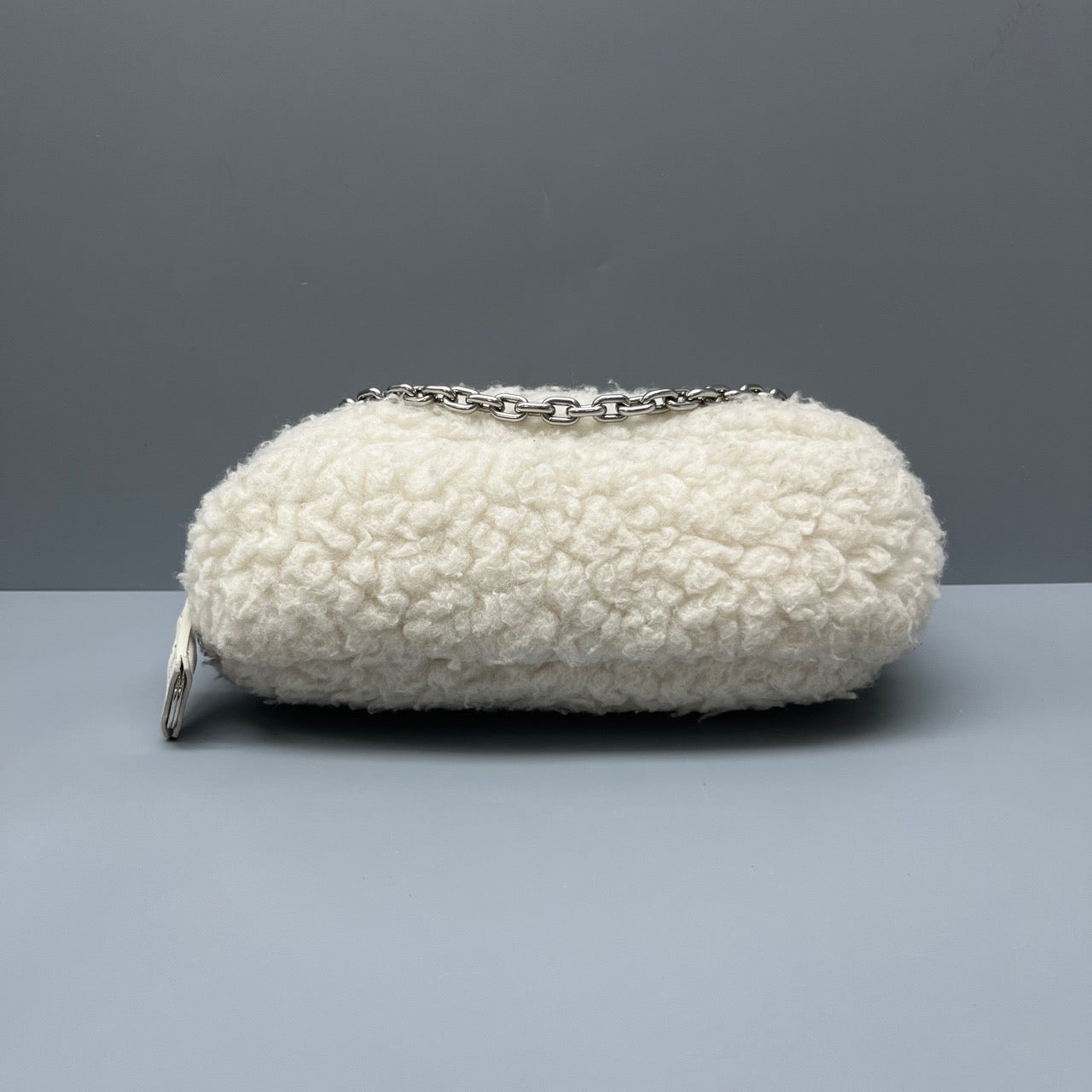 Prada - Re-Edition 2005 Hobo - Faux fur - White - (small)