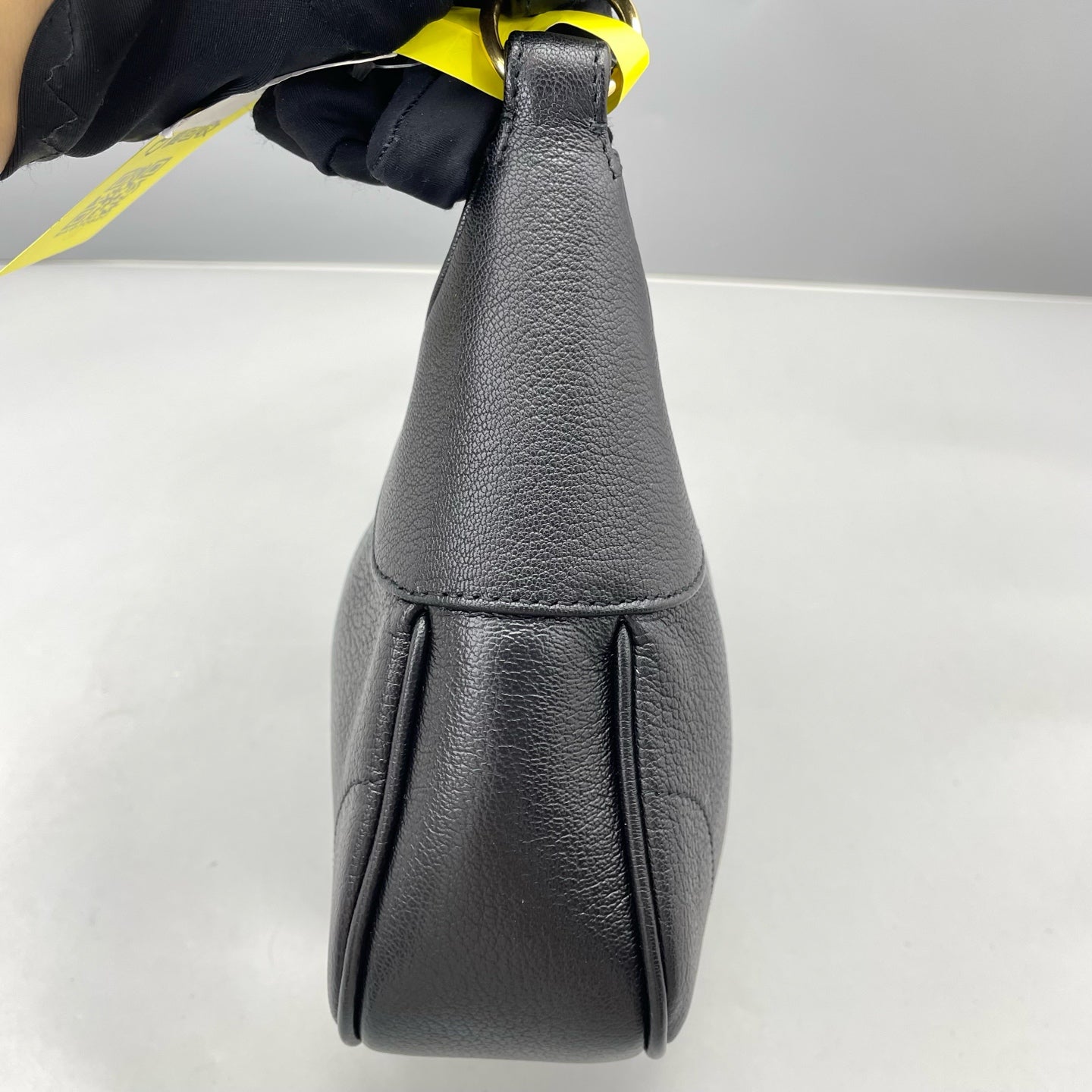 Gucci - Aphrodite Crescent Shoulder Bag - Leather - Black - (medium)