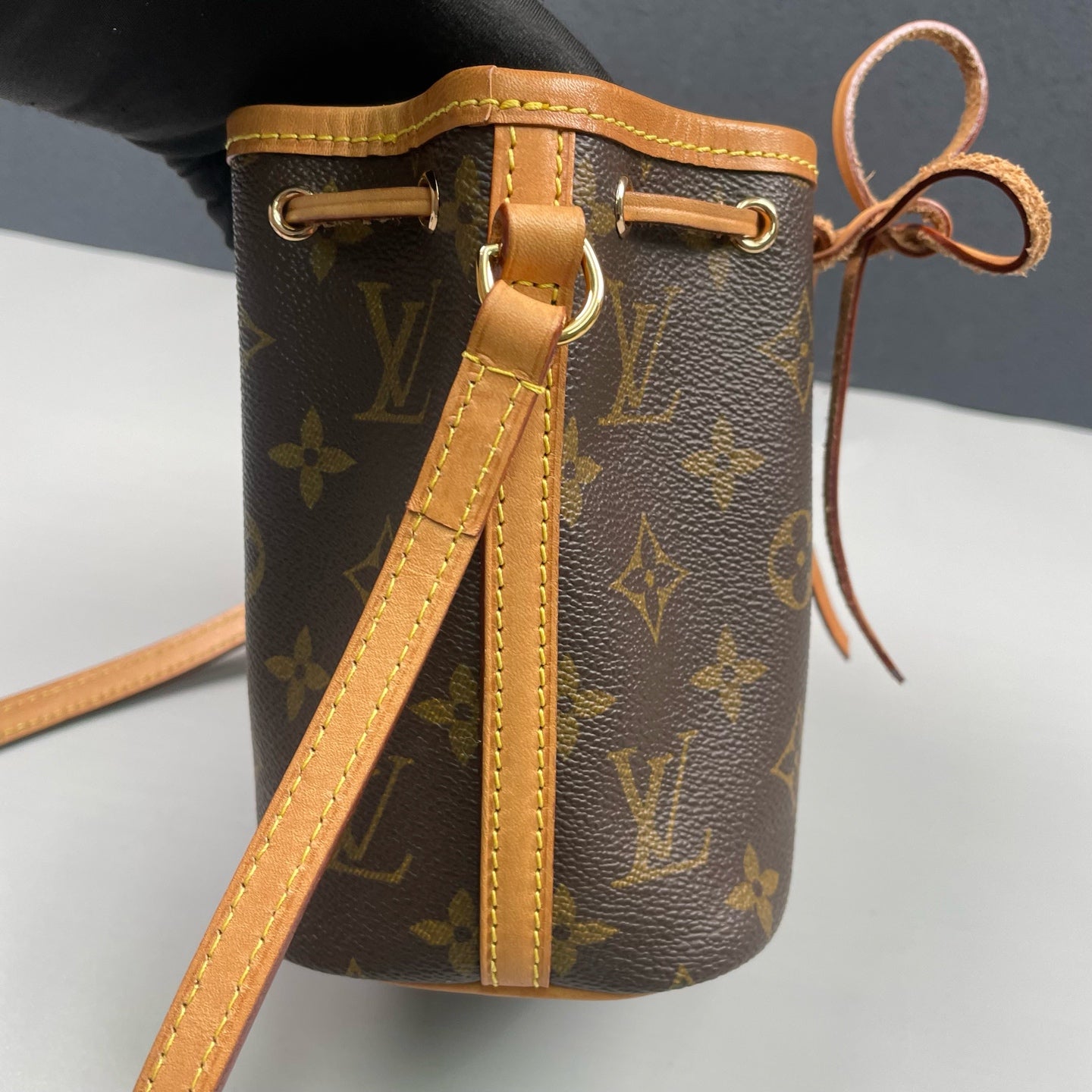 Louis Vuitton - Nano Noe - Monogram coated canvas with Vachetta leather trim - Brown - (Mini)