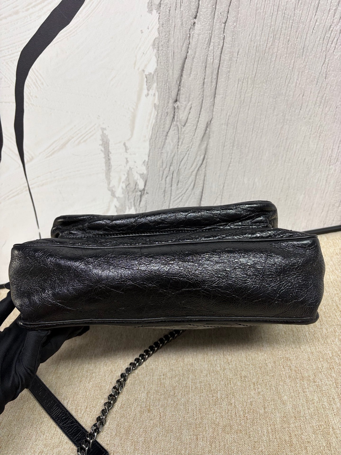 Saint Laurent - Niki Large - Oiled waxed calfskin leather - Black with Ruthenium-Tone Hardware - (Large)