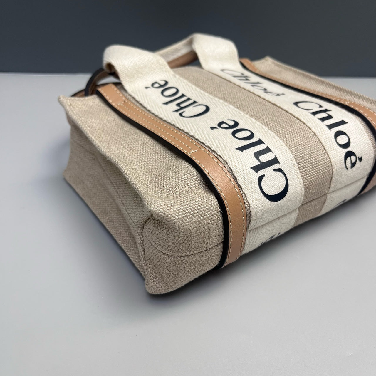 Chloe - Woody Mini Tote - Canvas with Leather trim - Beige - (mini)