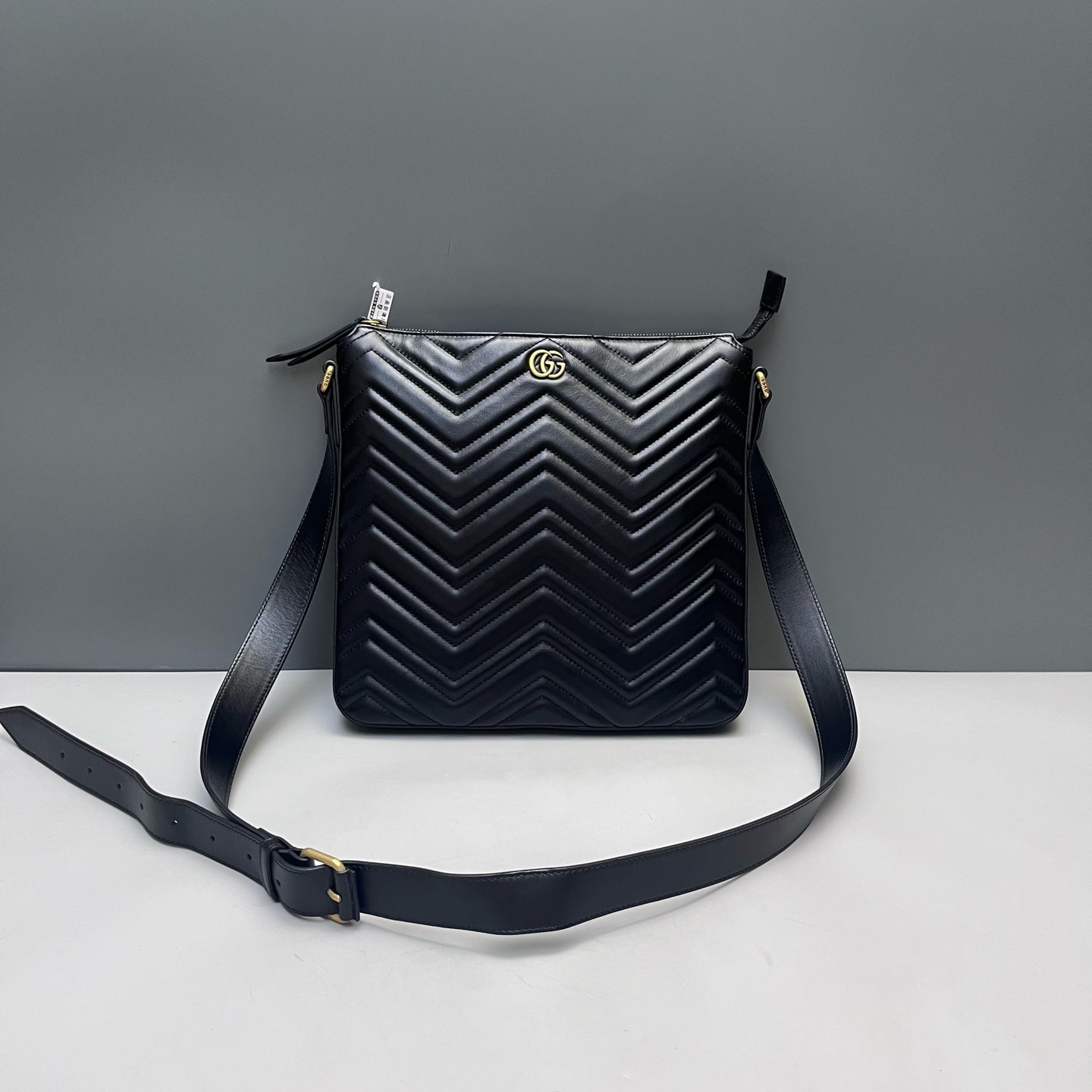Gucci - GG Marmont Messenger Bag - Leather - Black - (medium)