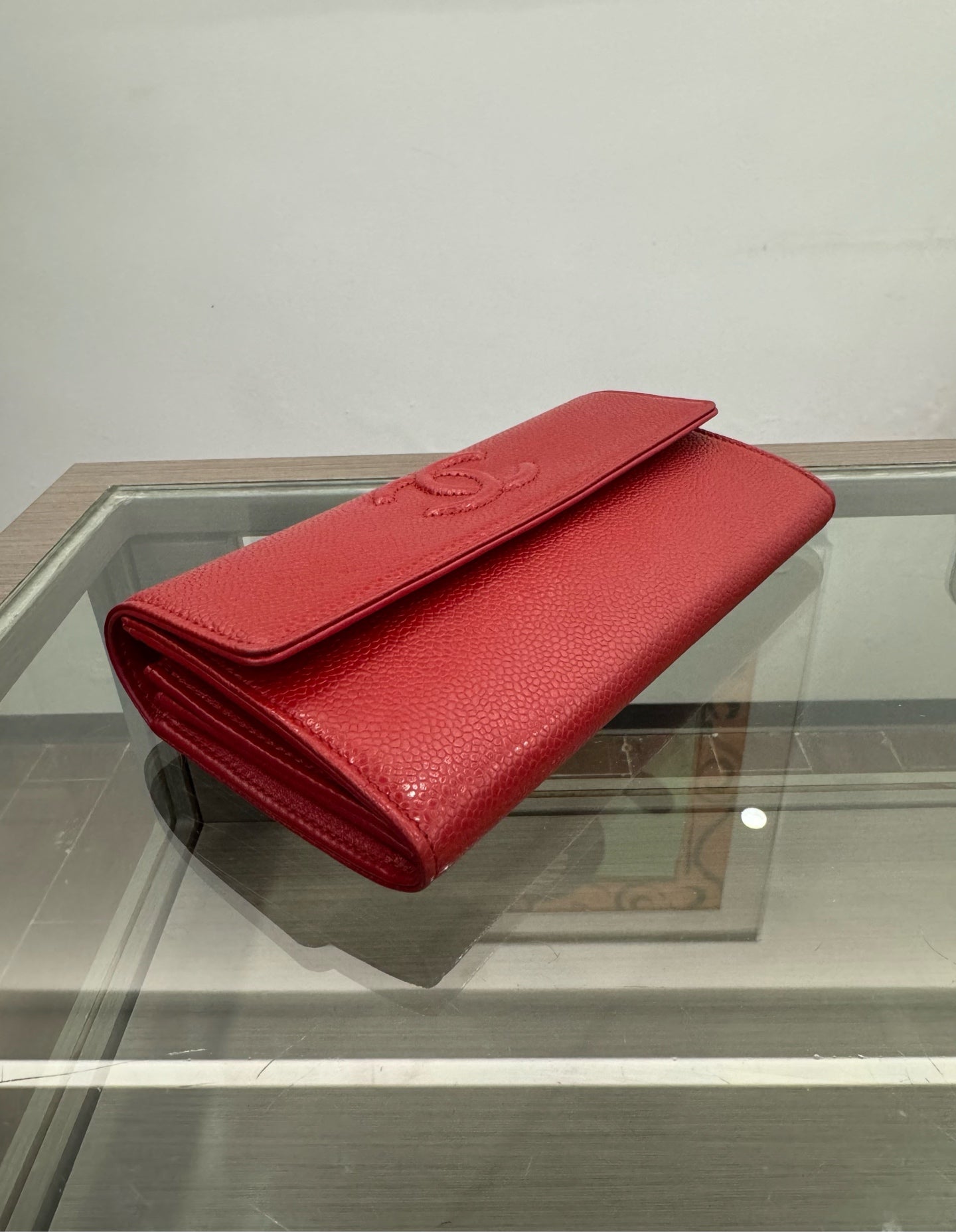 Chanel - Classic Flap Long Wallet - Caviar leather - Red - (medium)
