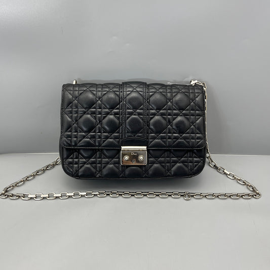 Dior - Quilted Flap Chain Bag - Leather - Black - (Medium)