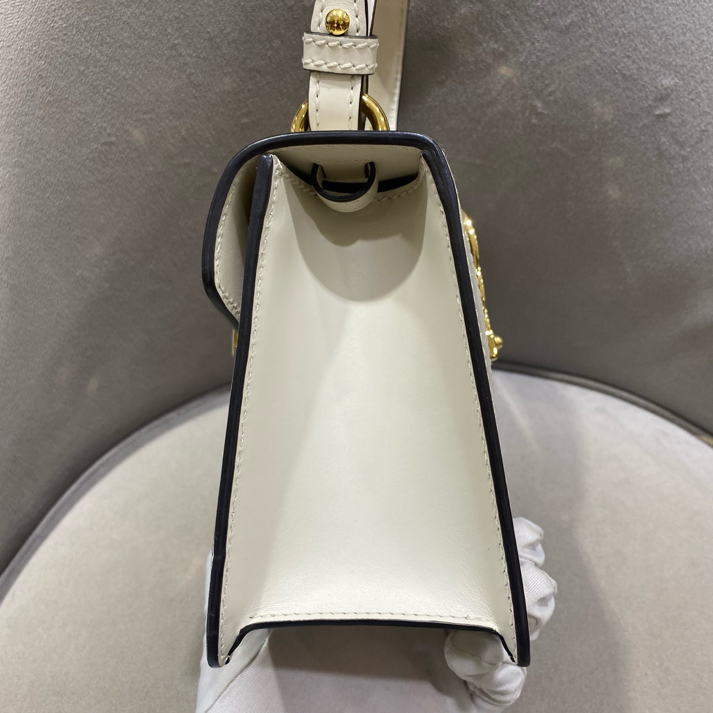 Gucci - Sylvie Small Floral Embroidered - Leather - White - (small)