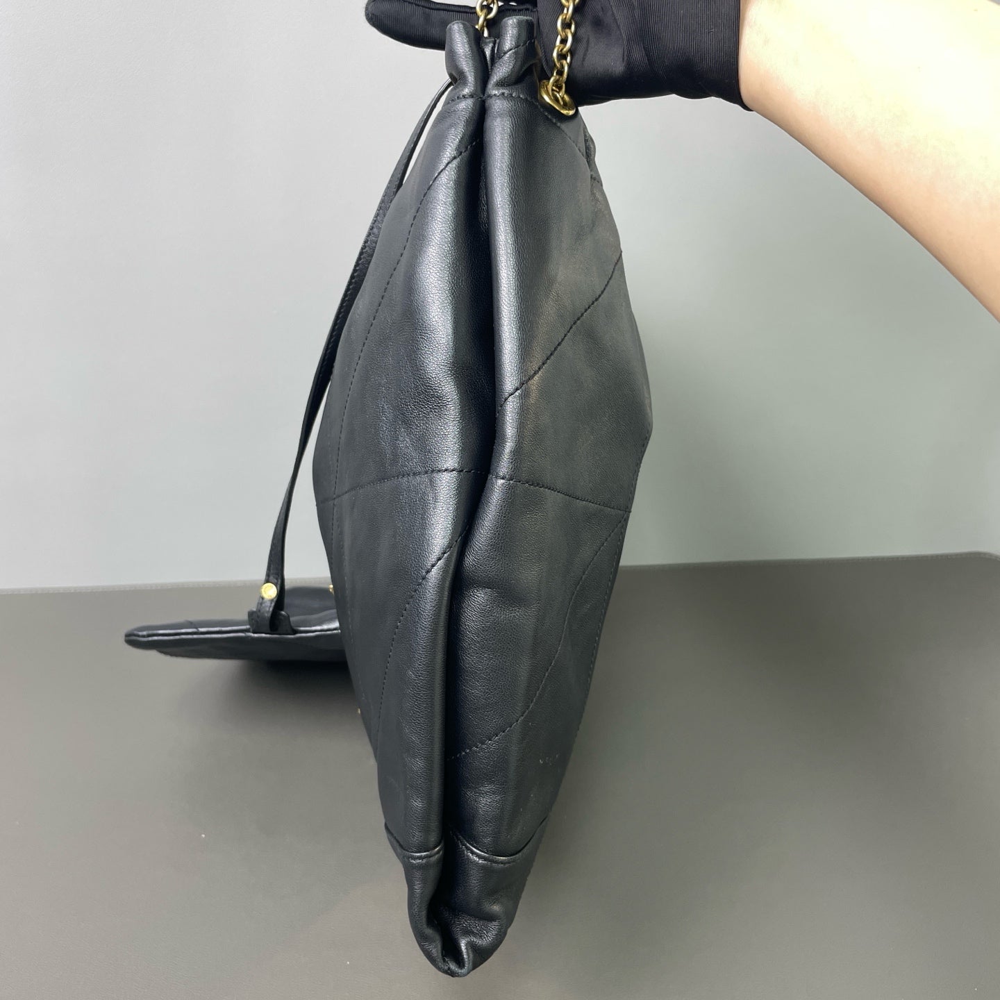 Saint Laurent - Jamie 4.3 Pochon - Lambskin leather - Black - (Medium)