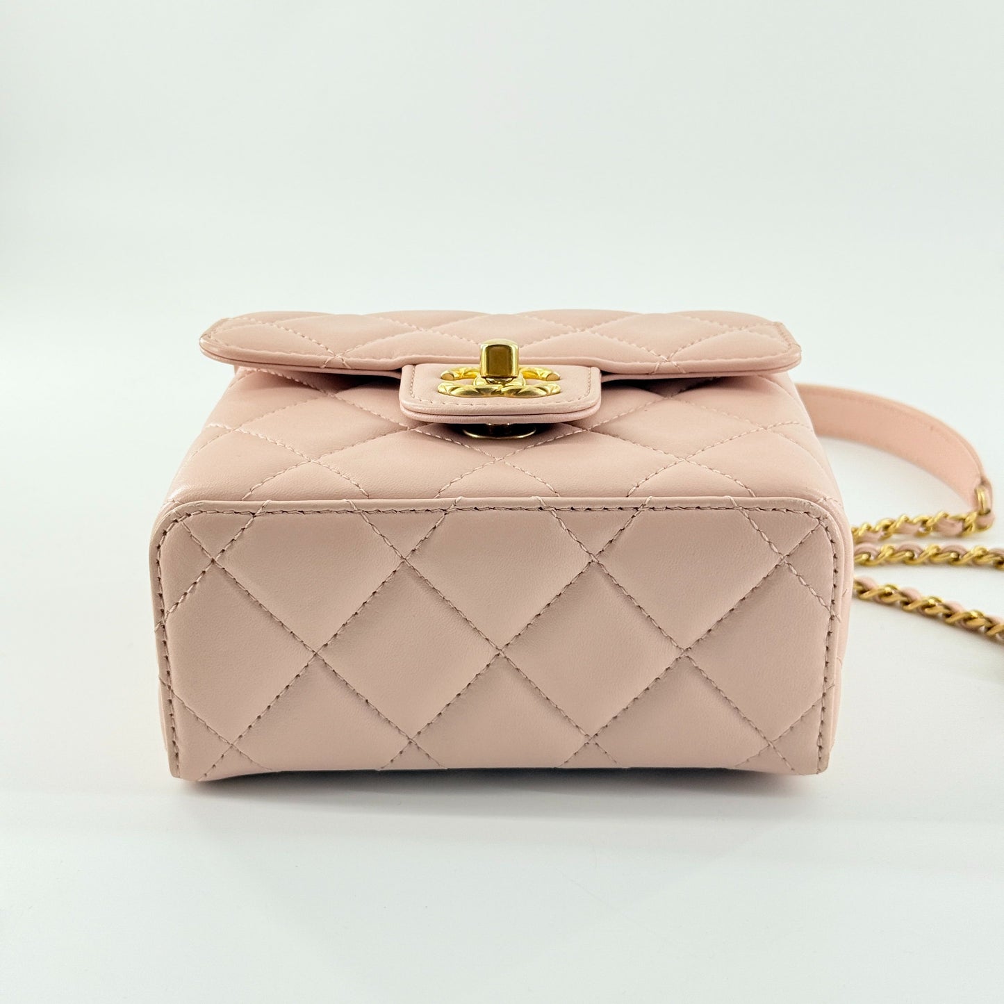 Chanel - 23S Mini Top Handle Flap Bag - Lambskin leather - Pink - (Mini)