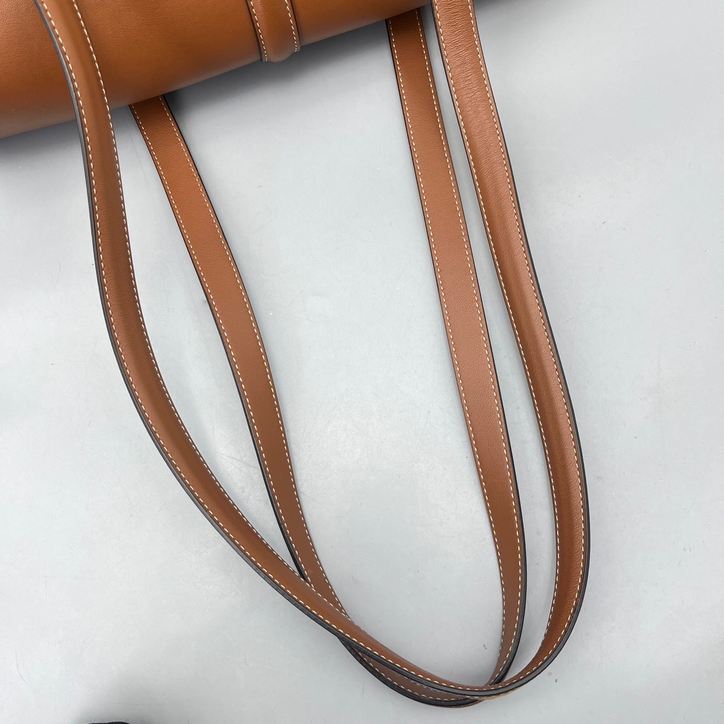 Celine - Soft 16 Medium - Leather - Camel - (Medium)