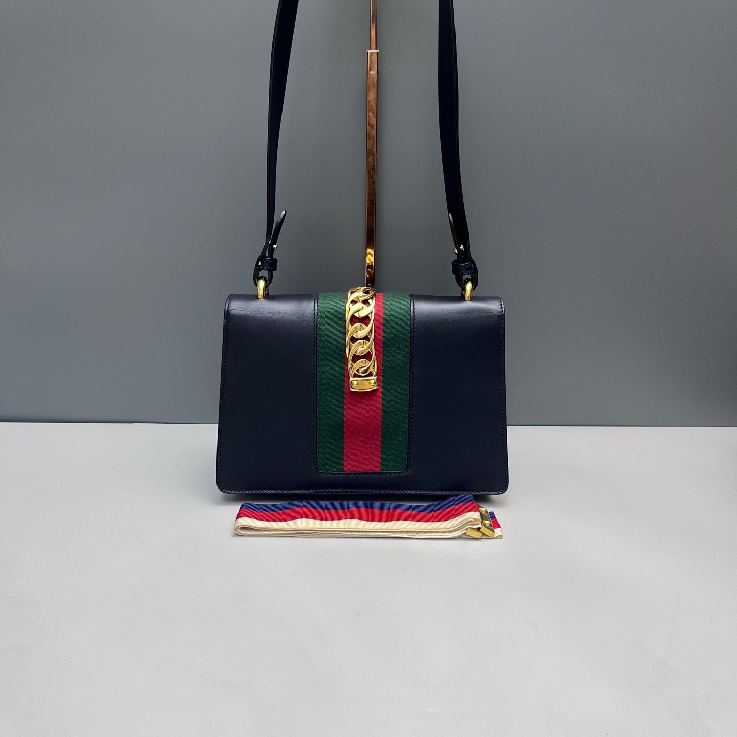 Gucci - Sylvie Shoulder Bag - Smooth leather - Blue - (Medium)
