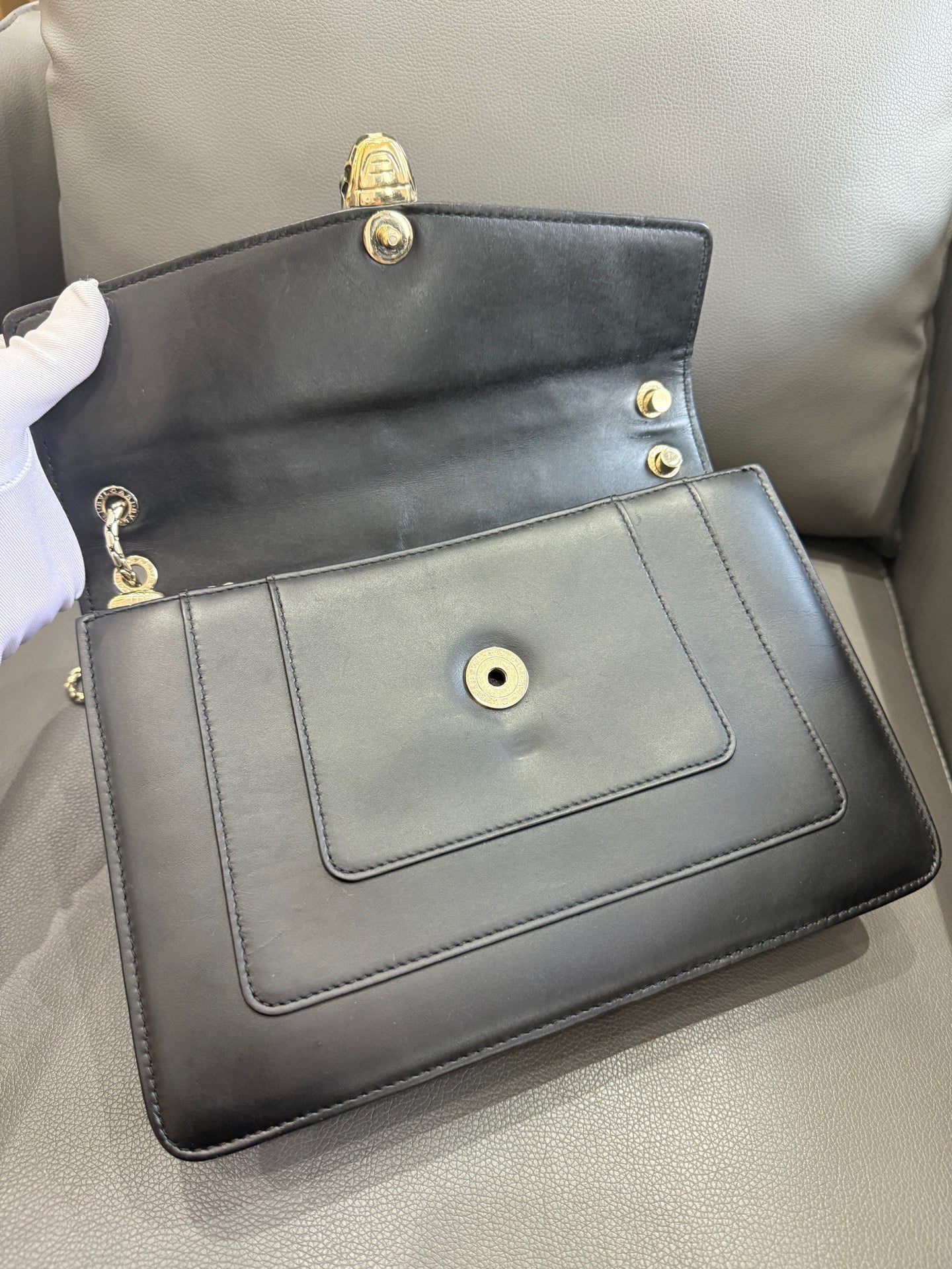 Bvlgari - Serpenti Forever Flap Bag - Calfskin leather - Black - (small)