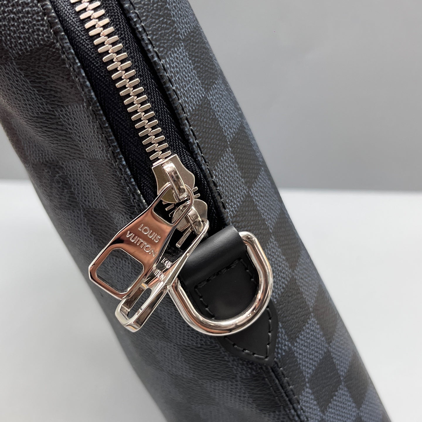 Louis Vuitton - Damier Graphite Document Bag - Coated canvas with leather trim - Grey - (Large)