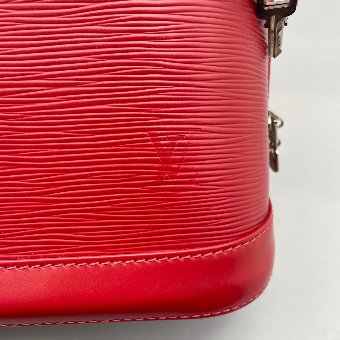 Louis Vuitton - Alma PM - Epi leather - Red - (Medium)
