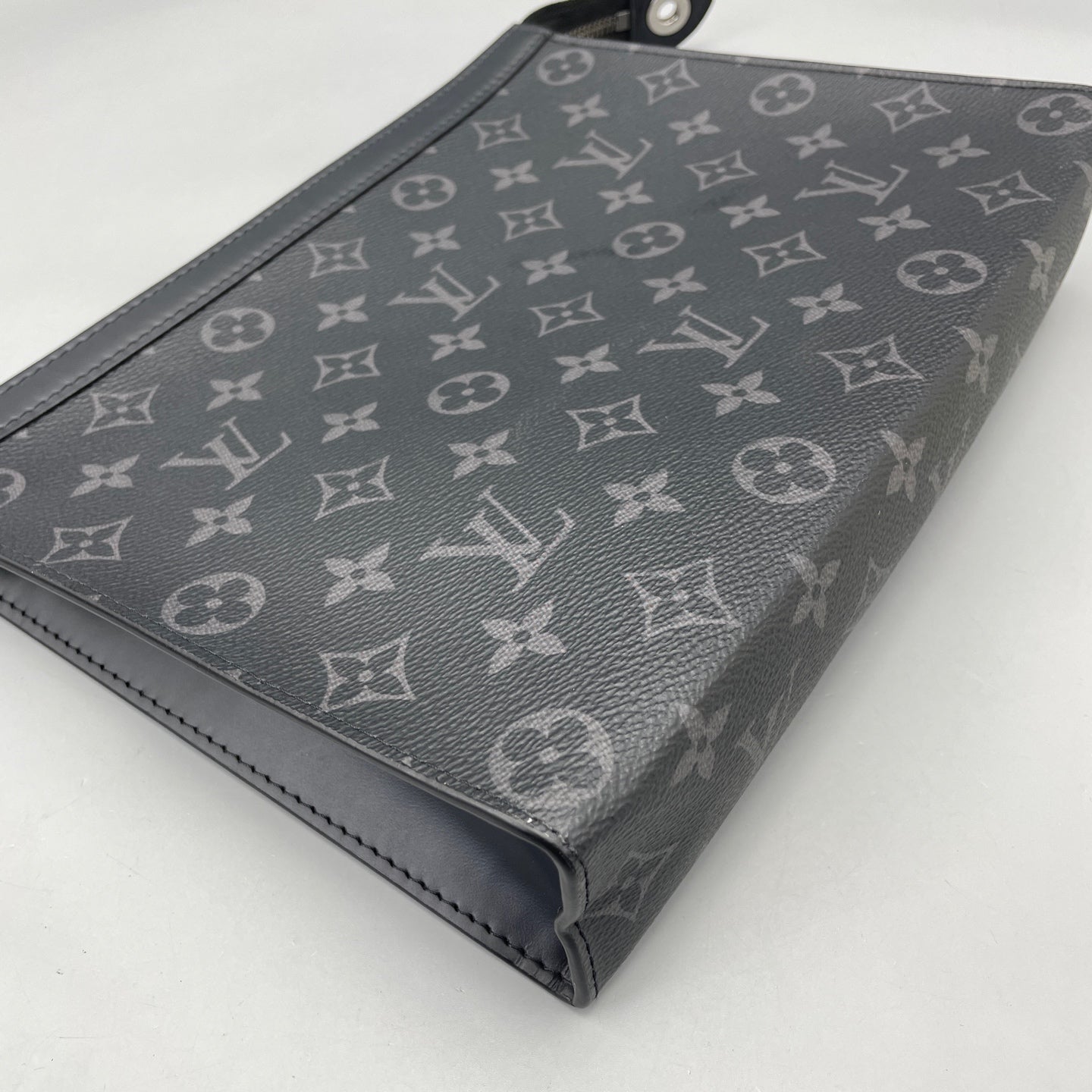 Louis Vuitton - Toiletry Pouch - Monogram Eclipse coated canvas - Black - (Medium)