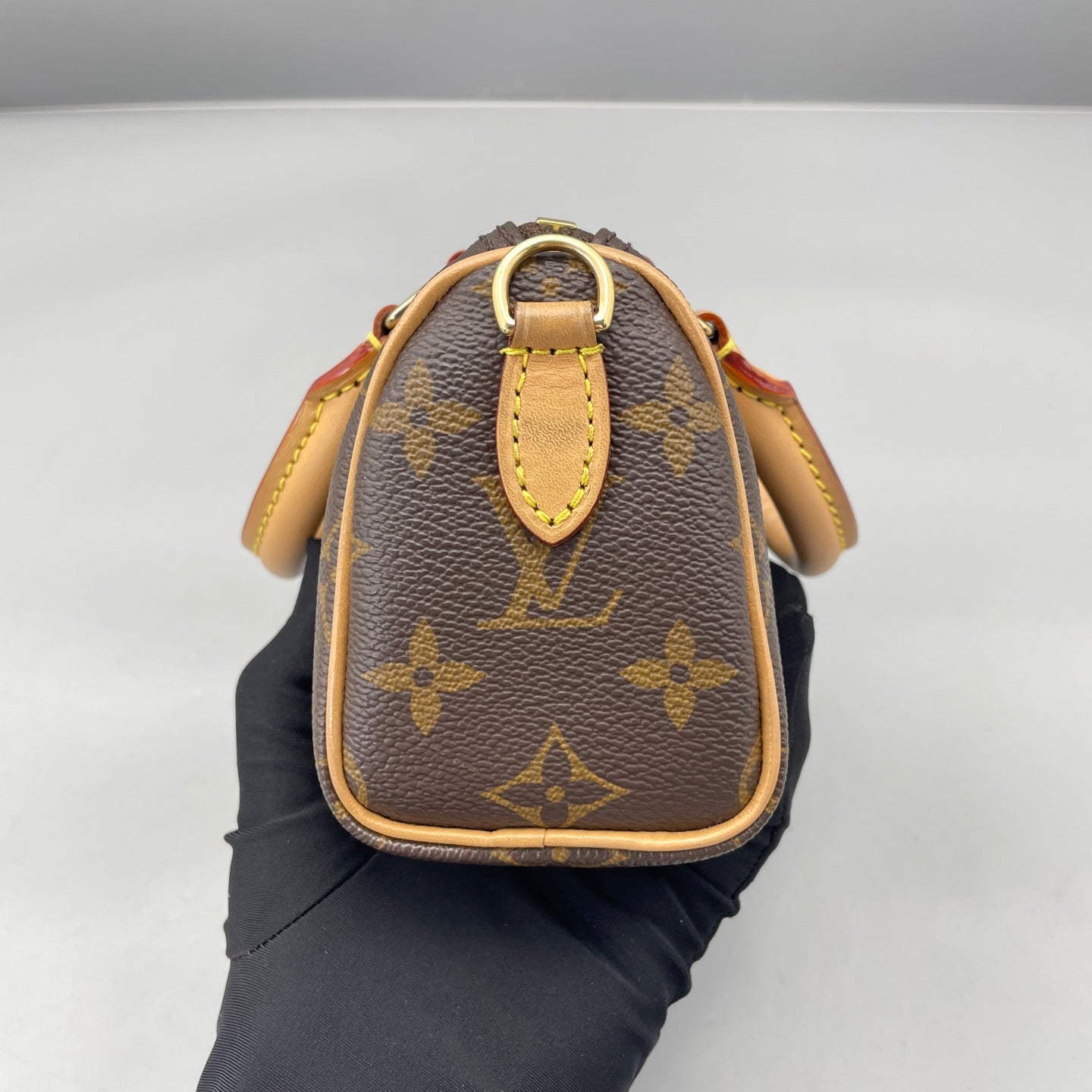 Louis Vuitton - Speedy Nano - Monogram coated canvas with Vachetta leather trim - Brown - (Mini)