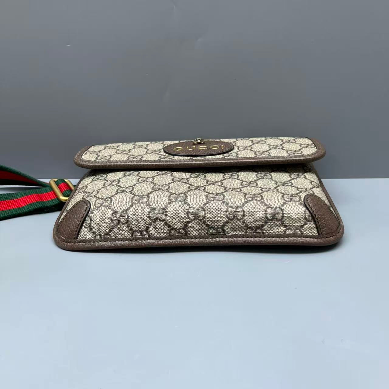 Gucci - Neo Vintage GG Supreme Belt Bag with Tiger Head - GG Supreme canvas with leather trim - Beige with Brown trim and Green/Red Web - (Medium)