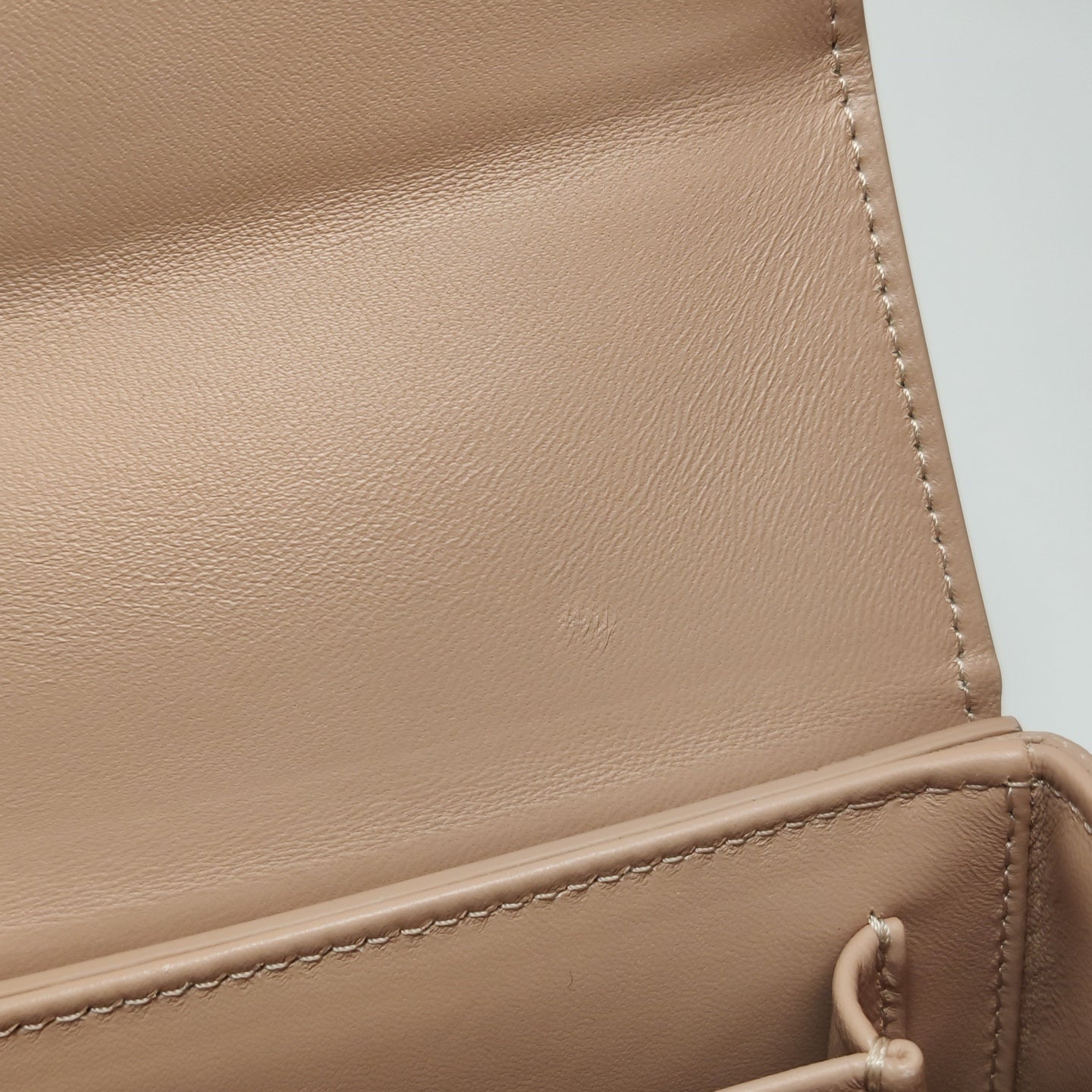 Dior - M9204UMOS_M49P - Leather - Beige - (mini)