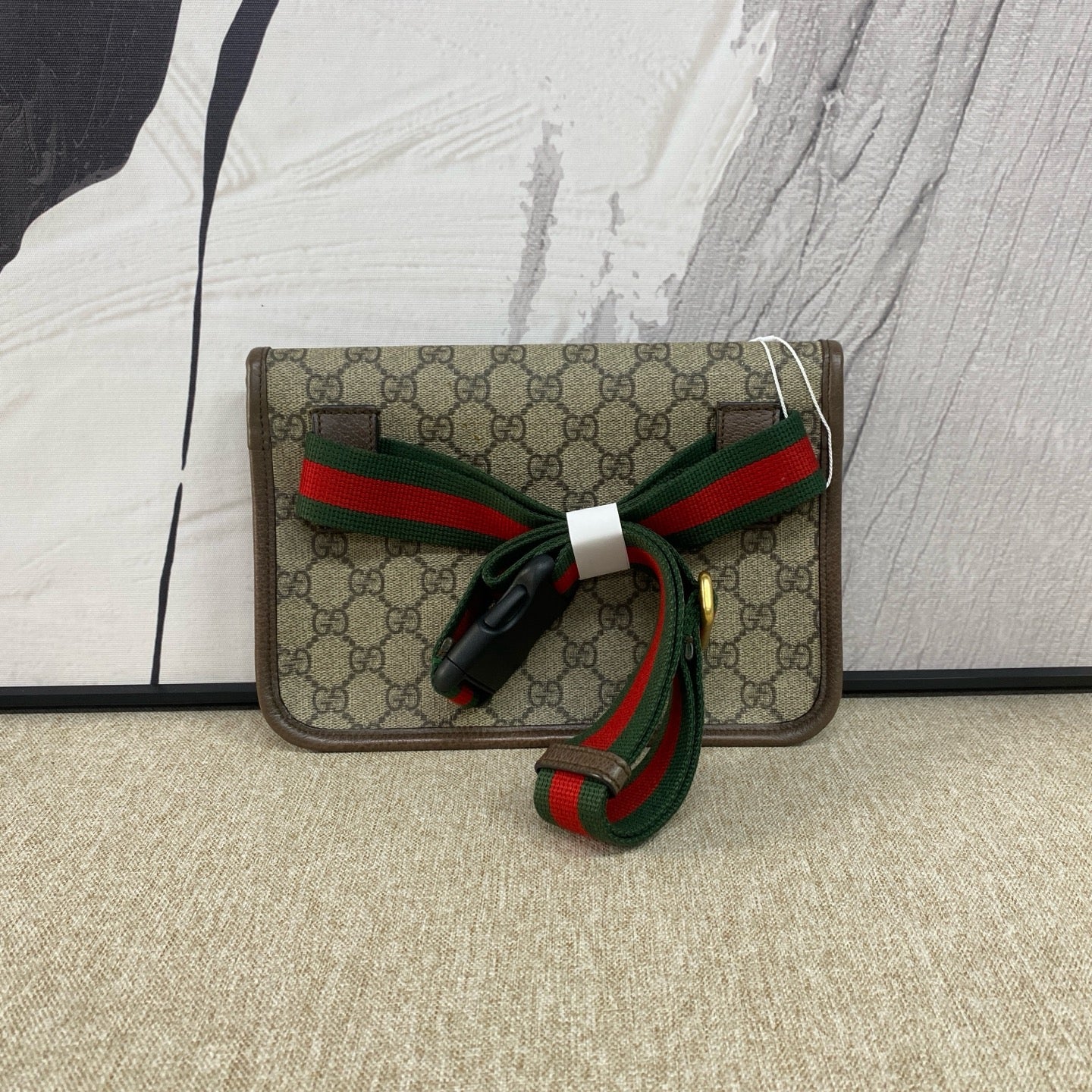 Gucci - GG Supreme Neo Vintage Tiger Head Belt Bag - GG Supreme coated canvas with leather trim - Beige - (Medium)