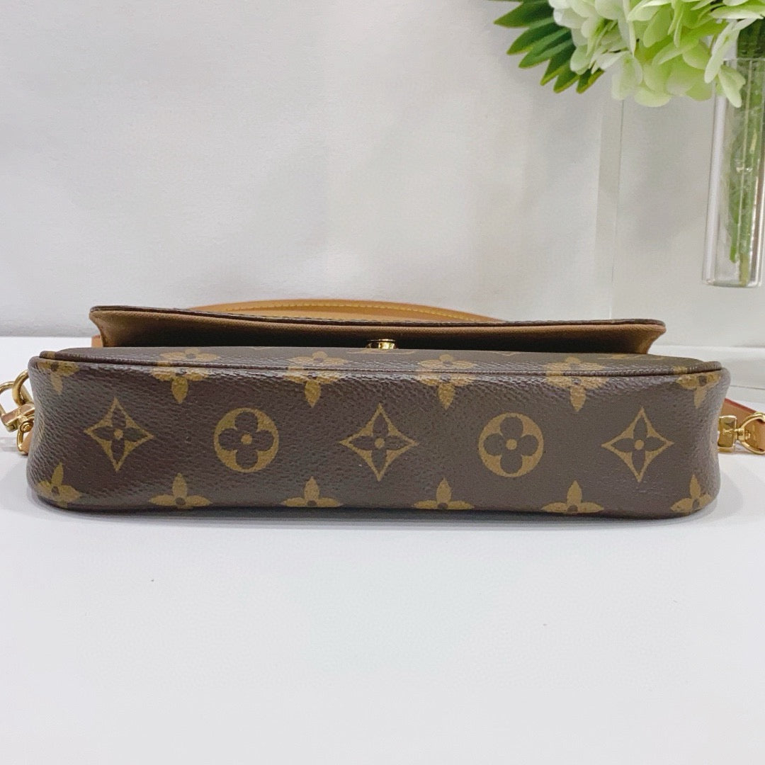 Louis Vuitton - Ivy - Monogram coated canvas with natural cowhide leather trim - Brown - (Small)