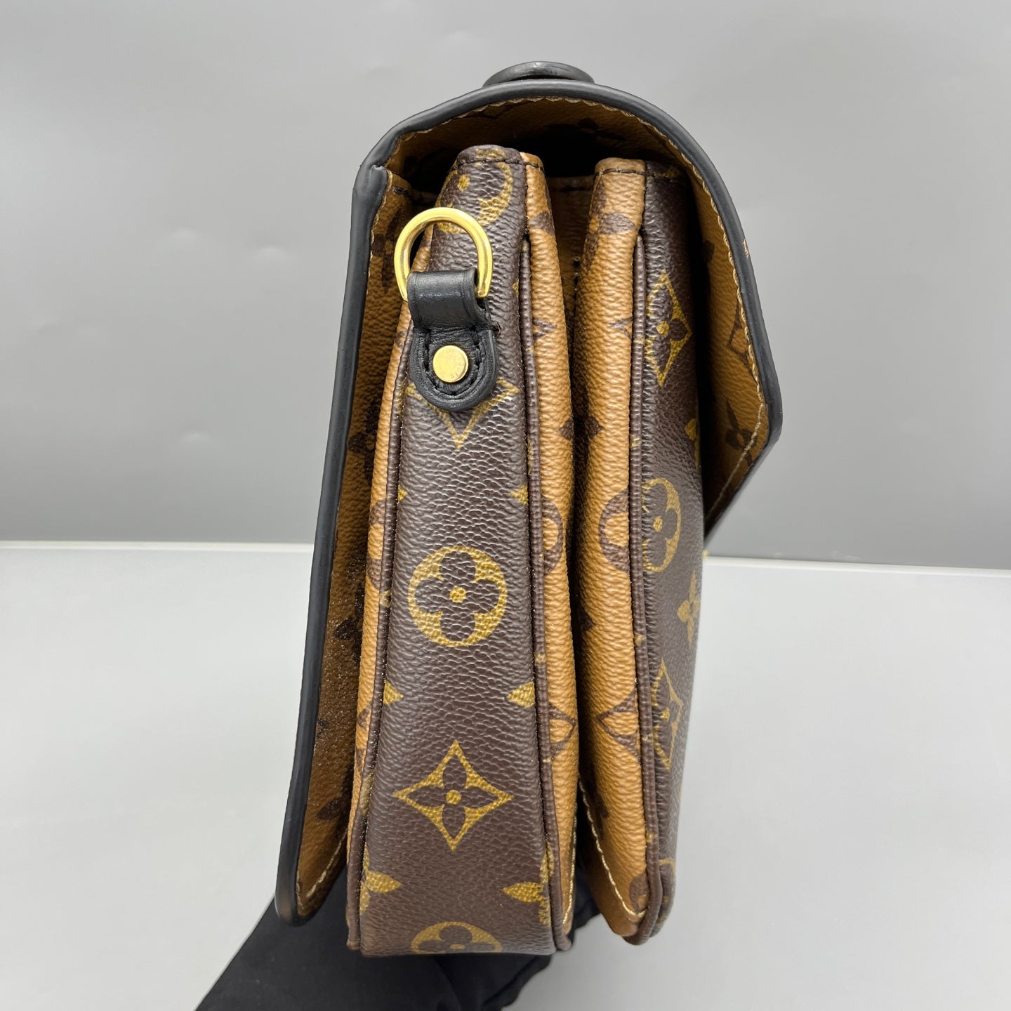 Louis Vuitton - Pochette Métis Reverse Monogram - Coated canvas - Brown - (Medium)