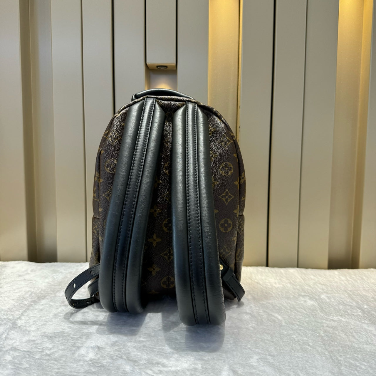 Louis Vuitton - Palm Springs Mini Backpack - Monogram coated canvas with black cowhide leather trim and padded straps - Brown - (Mini)