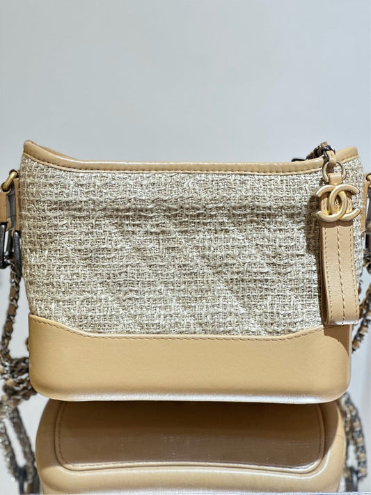Chanel - Gabrielle Hobo Bag - Tweed and calfskin leather - Beige - (Small)