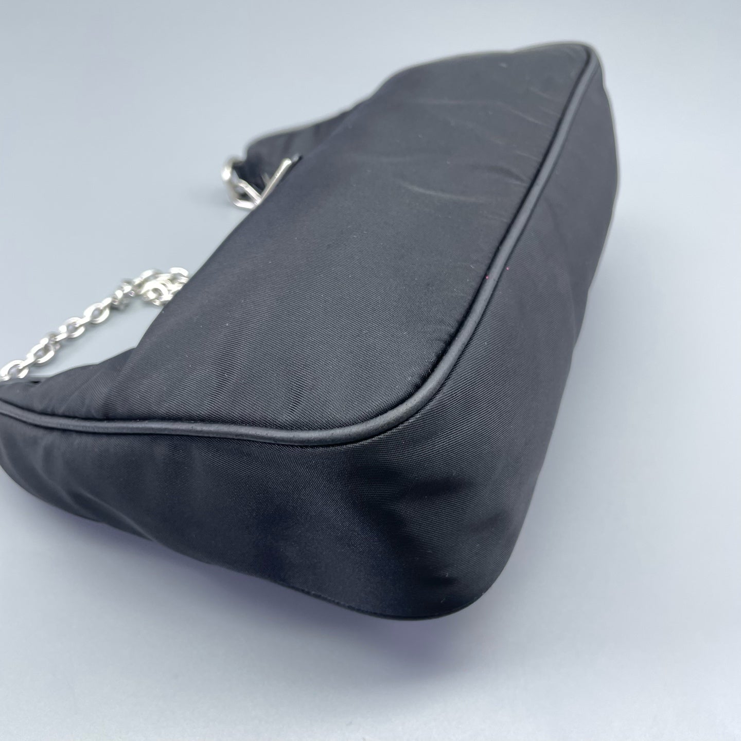 Prada - Re-Edition 2005 Shoulder Bag - Recycled nylon - Black with Silver-tone Hardware - (medium)