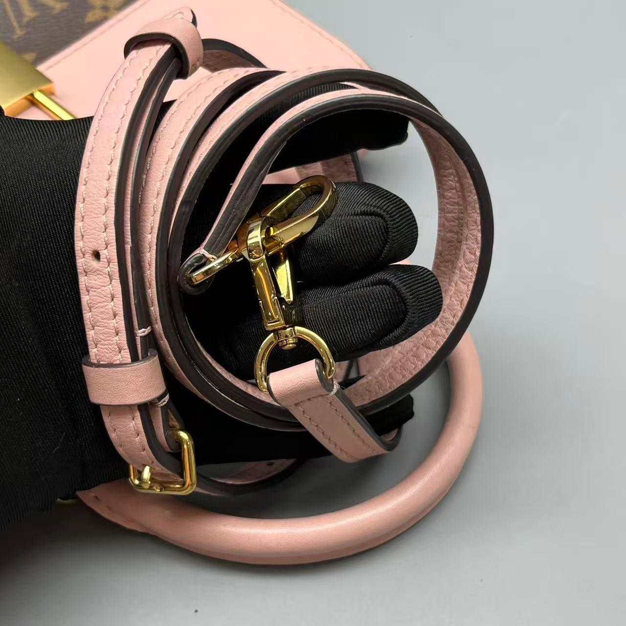 Louis Vuitton - Locky BB - Monogram coated canvas and calfskin leather - Brown and Pink - (mini)
