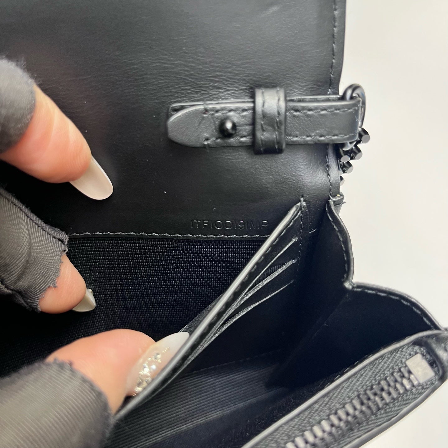 Burberry - Lola - Leather - Black - (Mini)